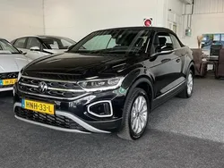 Zwart Gebruikt 2024 VW T-Roc Cabriolet Style Cabriolet | € 34.500 (Super prijs)