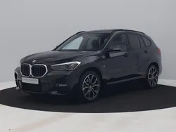 Zwart, metallic lak Gebruikt 2021 BMW X1 M Sport SUV | € 28.700 (Goede deal)