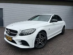 Wit, metallic lak Gebruikt 2020 Mercedes C300 Business Sedan | € 28.900 (Iets duurder)