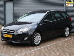 Zwart Gebruikt 2011 Ford Focus Titanium Stationwagen | € 6.199 (Iets duurder)