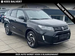 Grijs Gebruikt 2025 Suzuki Vitara Style SUV | € 29.450 (Eerlijke prijs)