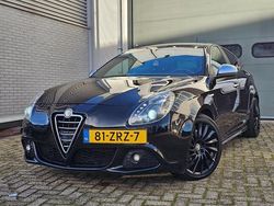 Zwart (metallic) Gebruikt 2013 Alfa Romeo Giulietta Business Hatchback | € 5.650