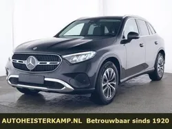Zwart Gebruikt 2024 Mercedes GLC220 SUV | € 66.950 (Eerlijke prijs)