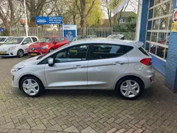 Grijs Gebruikt 2020 Ford Fiesta Hatchback | € 12.250 (Goede deal)