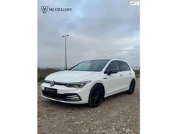 Wit Gebruikt 2020 VW Golf VIII R-line Hatchback | € 25.950 (Goede deal)