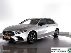 Grijs, metallic lak Gebruikt 2019 Mercedes A200 Business Hatchback | € 27.950 (Eerlijke prijs)