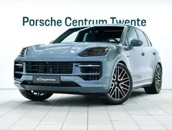 Grijs Gebruikt 2024 Porsche Cayenne S E-Hybrid SUV | € 164.900 (Eerlijke prijs)