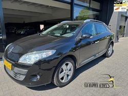 Zwart Gebruikt 2011 Renault Mégane GrandTour Dynamique Stationwagen | € 2.950 (Eerlijke prijs)