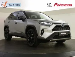 Zilver Gebruikt 2025 Toyota RAV4 Style SUV | € 54.899 (Eerlijke prijs)