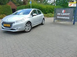 Grijs Gebruikt 2014 Peugeot 208 Envy Hatchback | € 5.950 (Eerlijke prijs)