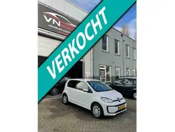 Wit Gebruikt 2017 VW up! move up! Hatchback | € 7.750 (Eerlijke prijs)