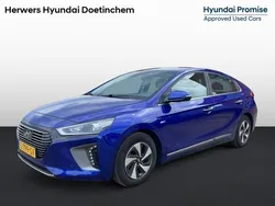 Blauw Gebruikt 2019 Hyundai Ioniq Premium Sedan | € 15.885 (Eerlijke prijs)