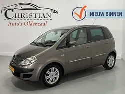 Grijs Gebruikt 2005 Lancia Musa MPV | € 2.999 (Eerlijke prijs)