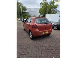 Oranje Gebruikt 2006 Toyota Yaris Luna Hatchback | € 4.250 (Eerlijke prijs)