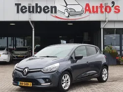 Grijs Gebruikt 2018 Renault Clio IV LIMITED Hatchback | € 6.985 (Eerlijke prijs)