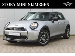 Zilver Gebruikt 2024 Mini Cooper Essential Hatchback | € 33.950