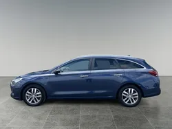 Blauw Gebruikt 2019 Hyundai i30 Premium Stationwagen | € 19.450 (Iets duurder)