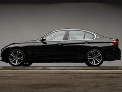 Zwart Gebruikt 2016 BMW 330e Executive Sedan | € 14.740 (Eerlijke prijs)