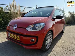 Oranje Gebruikt 2013 VW up! Groove Hatchback | € 5.750 (Eerlijke prijs)