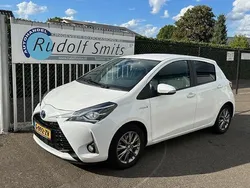 Wit Gebruikt 2019 Toyota Yaris Hatchback | € 11.890 (Eerlijke prijs)