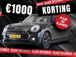 Zwart, metallic lak Gebruikt 2017 Mini Cooper S Clubman Business Stationwagen | € 18.950 (Eerlijke prijs)