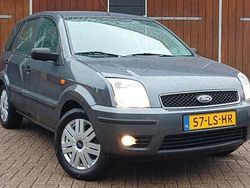 Grijs Gebruikt 2003 Ford Fusion MPV | € 2.600 (Eerlijke prijs)