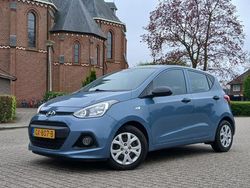 Blauw Gebruikt 2015 Hyundai i10 Hatchback | € 3.999 (Goede deal)