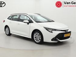 Wit Gebruikt 2024 Toyota Corolla Business Edition Stationwagen | € 29.499 (Eerlijke prijs)