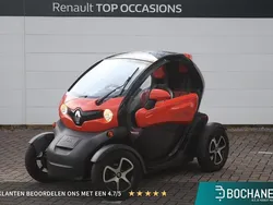 Red (ovnnl) Gebruikt 2018 Renault Twizy Hatchback | € 7.950