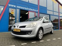 Grijs Gebruikt 2009 Renault Clio R.S. Collection Hatchback | € 1.500 (Goede deal)