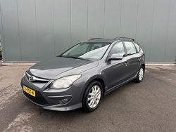 Grijs (metallic) Gebruikt 2011 Hyundai i30 Stationwagen | € 2.749 (Goede deal)