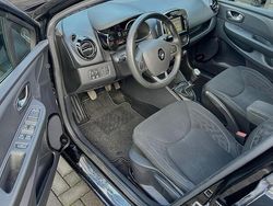 Zwart Gebruikt 2020 Renault Clio GrandTour LIMITED Stationwagen | € 7.895 (Goede deal)