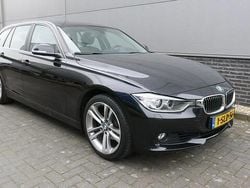 Zwart Gebruikt 2013 BMW 320 Executive Stationwagen | € 14.500