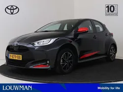 Zwart Gebruikt 2022 Toyota Yaris Hybrid Hatchback | € 19.245 (Eerlijke prijs)