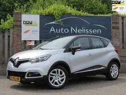 Grijs Gebruikt 2014 Renault Captur Dynamique SUV | € 11.900 (Eerlijke prijs)