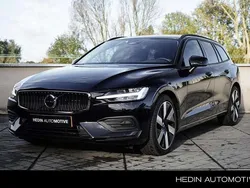 Zwart Gebruikt 2024 Volvo V60 Stationwagen | € 41.995 (Eerlijke prijs)