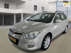 Grijs Gebruikt 2009 Hyundai i30 Dynamiq Stationwagen | € 3.650 (Eerlijke prijs)