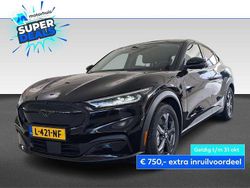 Zwart Gebruikt 2021 Ford Mustang Mach-E SUV | € 23.930 (Goede deal)