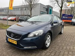 Blauw Gebruikt 2012 Volvo V40 Momentum Stationwagen | € 5.450 (Eerlijke prijs)