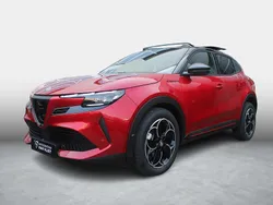 Rood Gebruikt 2025 Alfa Romeo Junior Edizione Speciale SUV | € 43.889 (Duur)