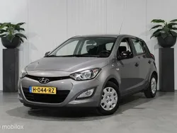 Grijs Gebruikt 2013 Hyundai i20 Edition Hatchback | € 5.499 (Goede deal)