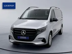 Zilver Nieuw 2024 Mercedes Vito MPV | € 55.245 (Goede deal)