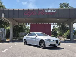 Zilver Gebruikt 2022 Alfa Romeo Giulia Ti Sedan | € 39.495 (Eerlijke prijs)