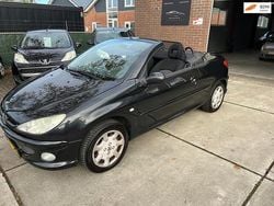Zwart Gebruikt 2005 Peugeot 206 CC Cabriolet | € 1.250 (Eerlijke prijs)