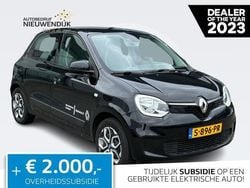 Noir étoilé gne Gebruikt 2023 Renault Twingo Collection Hatchback | € 14.945 (Iets duurder)