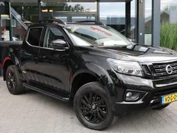 Zwart Gebruikt 2019 Nissan Navara N-Guard Pickup | € 34.995 (Eerlijke prijs)