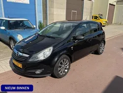 Zwart Gebruikt 2010 Opel Corsa Edition Hatchback | € 1.950 (Eerlijke prijs)