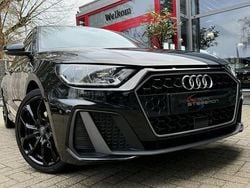 Zwart (metallic) Gebruikt 2019 Audi A1 Sportback S-Line Hatchback | € 21.950 (Iets duurder)