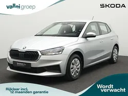Zilver Gebruikt 2024 Skoda Fabia Ambition Hatchback | € 17.400 (Eerlijke prijs)