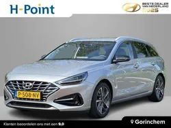 Grijs Gebruikt 2022 Hyundai i30 Premium Stationwagen | € 23.790 (Eerlijke prijs)
